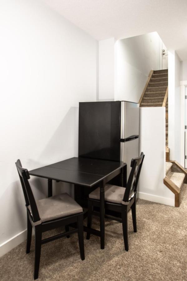 YYC Three-Bedroom House With Walk-In Closet #29 Sunalta Downtown מראה חיצוני תמונה